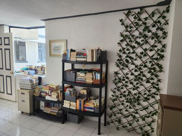 VENTA DE CASA CON ALBERCA EN FRACC. COLINAS DEL CIMATARIO