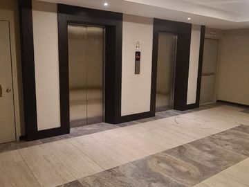 En venta departamento full amoblado en Bellini IV Puerto Santa Ana Guayaquil