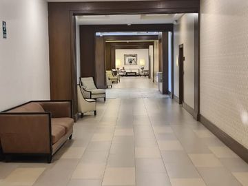 En venta departamento full amoblado en Bellini IV Puerto Santa Ana Guayaquil