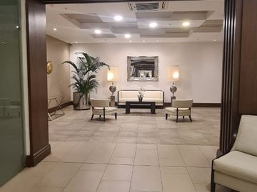 En venta departamento full amoblado en Bellini IV Puerto Santa Ana Guayaquil