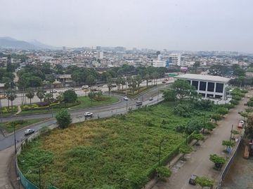 En venta departamento full amoblado en Bellini IV Puerto Santa Ana Guayaquil