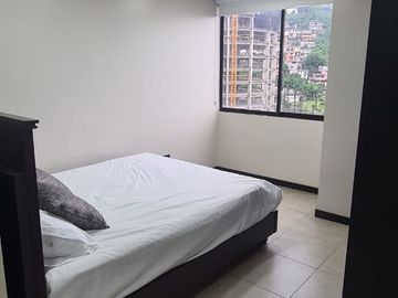 En venta departamento full amoblado en Bellini IV Puerto Santa Ana Guayaquil