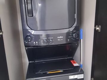 En venta departamento full amoblado en Bellini IV Puerto Santa Ana Guayaquil