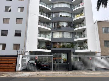 VENDO HERMOZO DEPARTAMENTO EN CALLE MARISCAL SUCRE 173 – MIRAFLORES