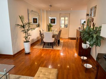 VENDO HERMOZO DEPARTAMENTO EN CALLE MARISCAL SUCRE 173 – MIRAFLORES