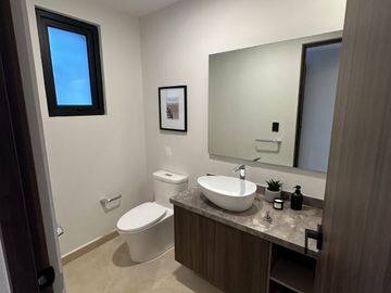 Preciosa casa de 3 habitaciones en Villa Magna Querétaro pegado a Lomas del Campanario Norte