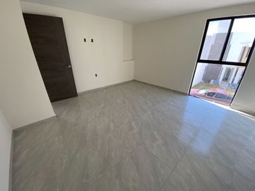 CASA EN VENTA PRIVADA ZIBARI VILLA DE POZOS