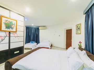 Pool villa for sale Pattaya Soi Nong Pla Lai