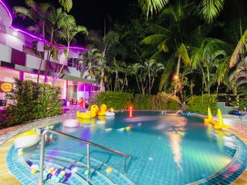 Pool villa for sale Pattaya Soi Nong Pla Lai