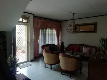 Rumah Komplek Hook Strategis Termurah Di Cempaka Putih Jakarta Pusat