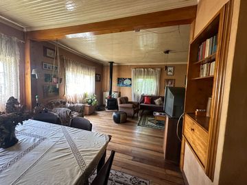 Se Vende Casona Alemana en ciudad de Paillaco, Región de Los Ríos.