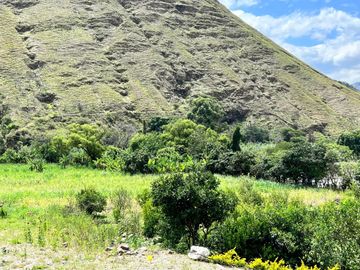 Terreno con río en venta en Quinara