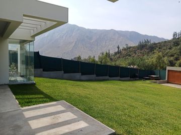 Venta de casa en La Quebrada Cieneguilla