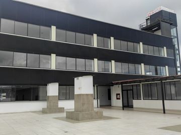 Local Comercial en Venta, .Torres Zermath en Sto. Domingp
