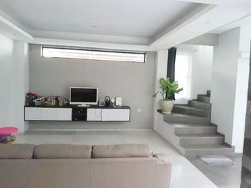 Rumah Dijual di Taman Malaka Duren Sawit Jakarta Timur