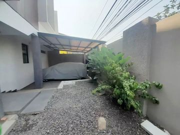 Rumah Dijual di Taman Malaka Duren Sawit Jakarta Timur