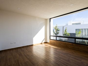 Venta Casa en Lomas de Angelópolis, Puebla