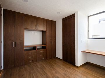 Venta Casa en Lomas de Angelópolis, Puebla