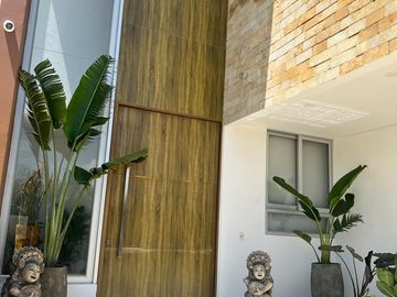 CASA DE LUJO EN VENTA CONJUNTO PALMA REAL, CARTAGENA.