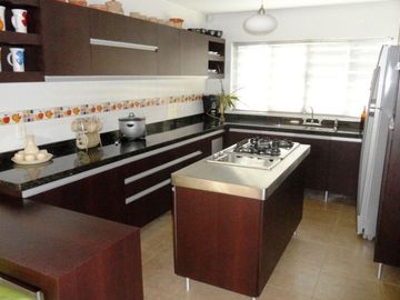 VENTA DE CASA CAMPESTRE DE 3.190 M2 DE LOTE Y UNA CONSTRUCCIÓN DE 275 M2, MANIZALES CALDAS