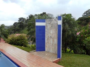 VENTA DE CASA CAMPESTRE DE 3.190 M2 DE LOTE Y UNA CONSTRUCCIÓN DE 275 M2, MANIZALES CALDAS