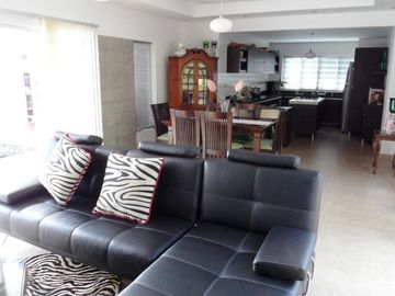 VENTA DE CASA CAMPESTRE DE 3.190 M2 DE LOTE Y UNA CONSTRUCCIÓN DE 275 M2, MANIZALES CALDAS