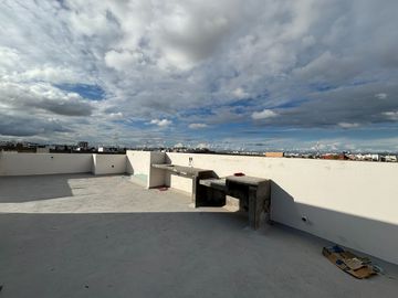 Casa en Venta en Villa Magna con Roof Garden.