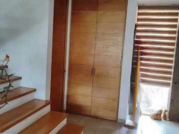 casa venta Querétaro real de  juriquilla amplia con tv y mega salón de juegos ef