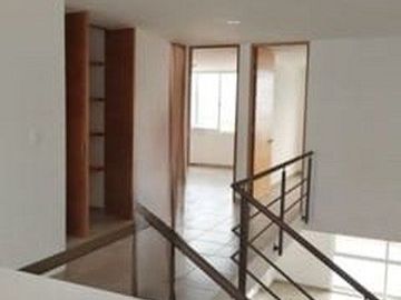 casa venta Querétaro real de  juriquilla amplia con tv y mega salón de juegos ef