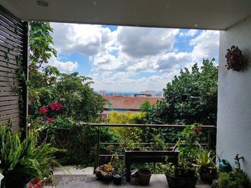 casa venta Querétaro real de  juriquilla amplia con tv y mega salón de juegos ef