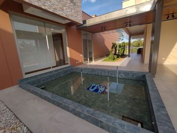 New, Modern One Level Home With Lake and Many Extras - Top Community Llanogrande