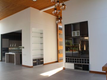 New, Modern One Level Home With Lake and Many Extras - Top Community Llanogrande