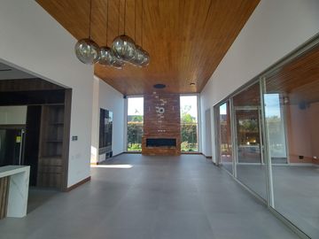 New, Modern One Level Home With Lake and Many Extras - Top Community Llanogrande