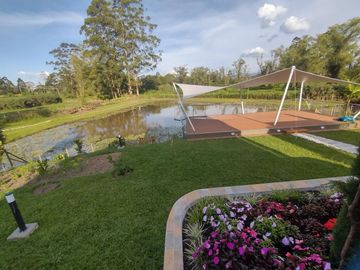 New, Modern One Level Home With Lake and Many Extras - Top Community Llanogrande