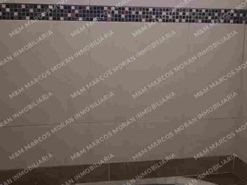 Venta de Casa de 3 Pisos Sector La Campiña, Turunuma, Loja