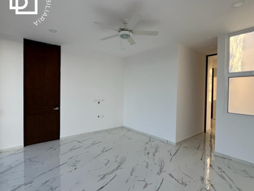 Estrena casa con acabados de lujo y alberca al norte de Mérida