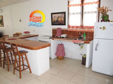 Casa de Venta en Playas, via a Data, ciudadela cerrada con salida al mar