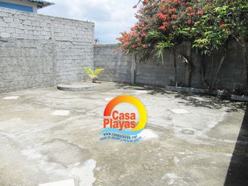 Casa de Venta en Playas, via a Data, ciudadela cerrada con salida al mar