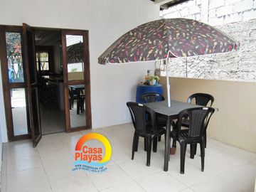 Casa de Venta en Playas, via a Data, ciudadela cerrada con salida al mar