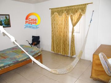 Casa de Venta en Playas, via a Data, ciudadela cerrada con salida al mar