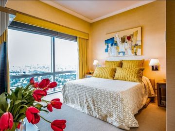 GOOD DEAL!!! 3 BEDROOM SUITE IN RAFFLES FOR SALE!!!