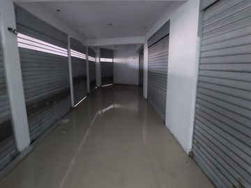 OPORTUNIDAD COMERCIAL MUY BUENA UBICACIÓN