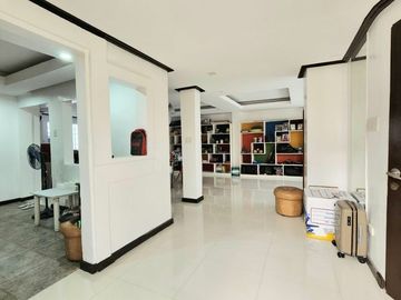 Newly Renovated Corner House and Lot in Parc Regency Residences, Iloilo