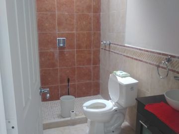 CASA VENTA LERMA.........CEDROS 4000