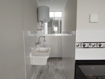 Moderno Departamento frente a Parque, 3 Habitaciones en Los Olivos