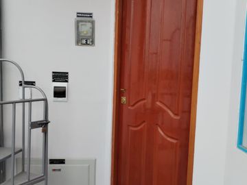 Moderno Departamento frente a Parque, 3 Habitaciones en Los Olivos