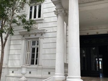 Vendo espectacular e histórica casona en Barranco Monumental - Palacete Sousa - con 2,040 m2 de área libre para construir un proyecto importante