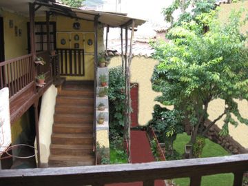 VENDO CASA EN CUZCO 457 MTS2 CERCA PZA ARMAS CUZCO.