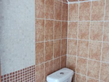 Casa en Plutarco Elias Calles, 3 Pisos, 4 Recámaras, 3 Baños, Pachuca, Hidalgo.