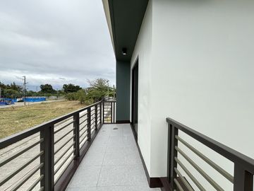 Exquisite Living in Imus Cavite: Brand New 3-Bedroom Single Detached House and Lot for Sale